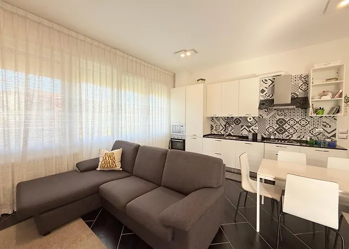 Se226 - Senigallia, Nuovo Trilocale Con Ampio Giardino